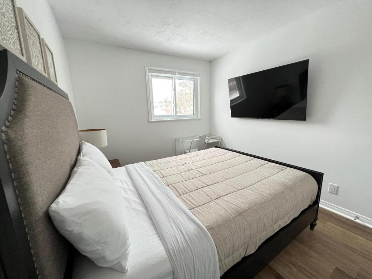 Letitia Heights !C Quiet And Modern Private Bedroom With Shared Bathroom Барри Экстерьер фото